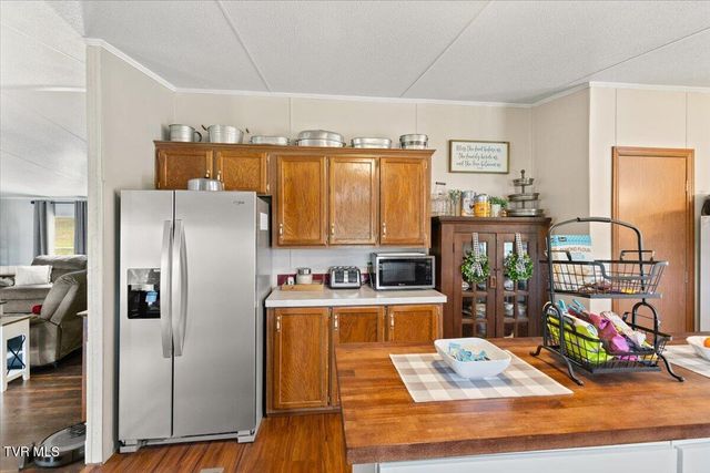 12207 Reedy Creek Road, Bristol, VA 24202