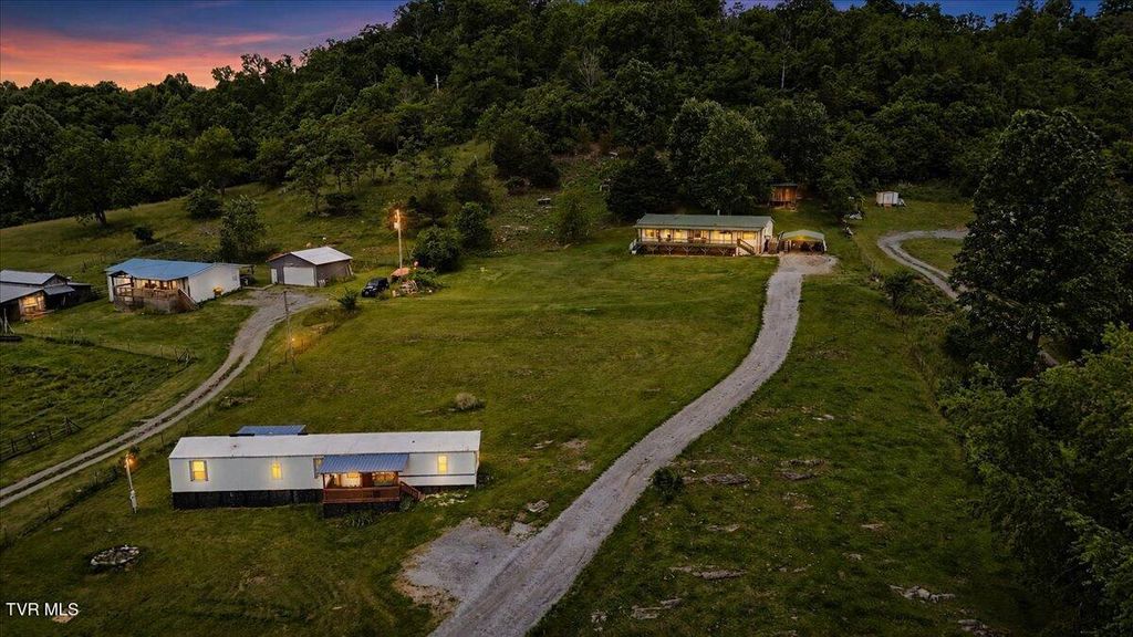 12207 Reedy Creek Road, Bristol, VA 24202