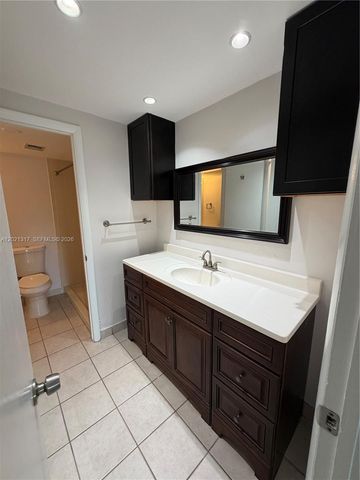 11201 SW 88th St 102A, Miami, FL 33176