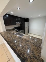 11201 SW 88th St 102A, Miami, FL 33176