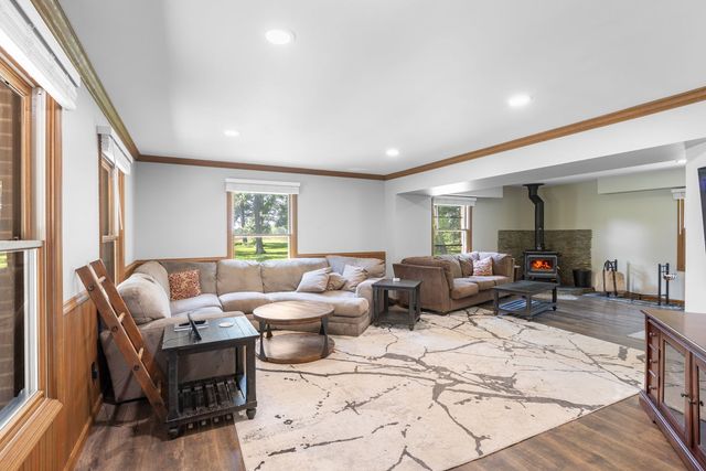 9218 W Wonder Lake Road, Woodstock, IL 60098