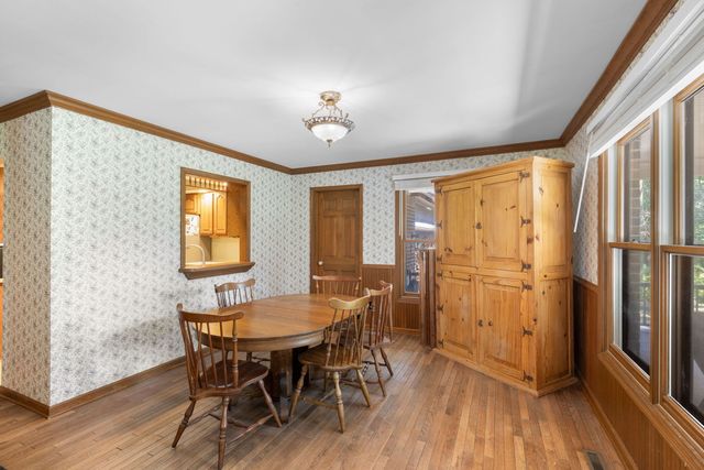 9218 W Wonder Lake Road, Woodstock, IL 60098