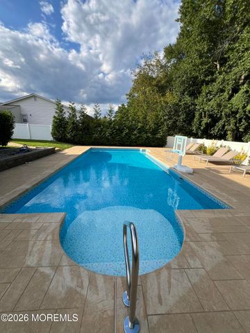 8 Ridge Road, West Long Branch, NJ 07764