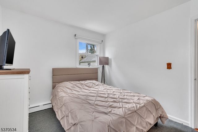 55 Runyon Rd, Clifton City, NJ 07013