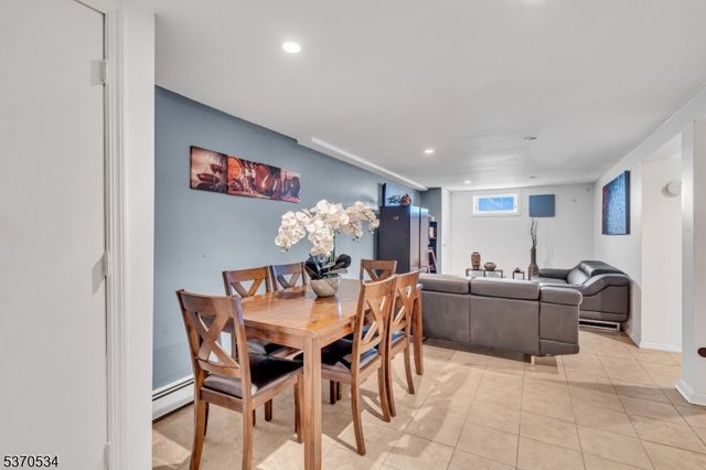 55 Runyon Rd, Clifton City, NJ 07013