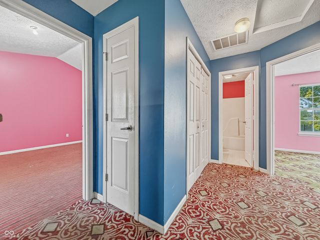 6339 Cooper Pointe Drive, Indianapolis, IN 46268