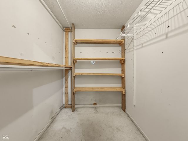 6339 Cooper Pointe Drive, Indianapolis, IN 46268