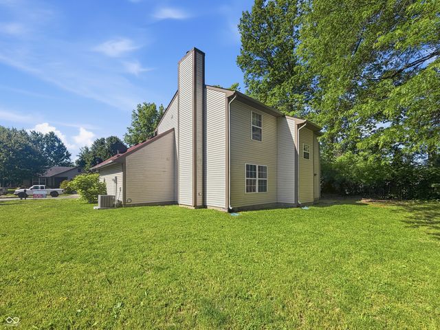 6339 Cooper Pointe Drive, Indianapolis, IN 46268