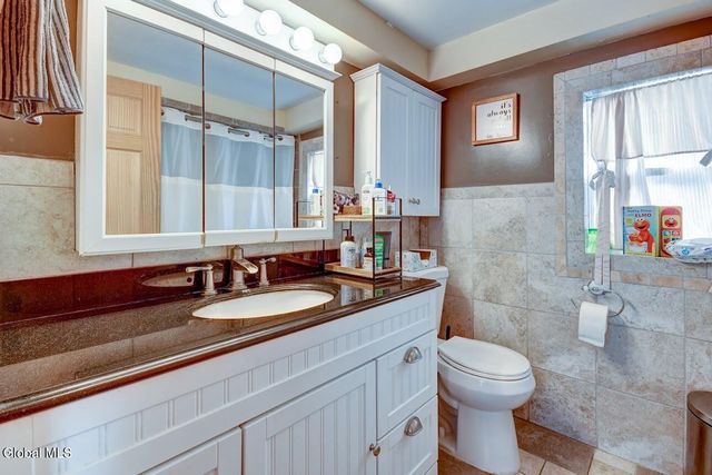 1110 County Highway 122, Johnstown, NY 12078