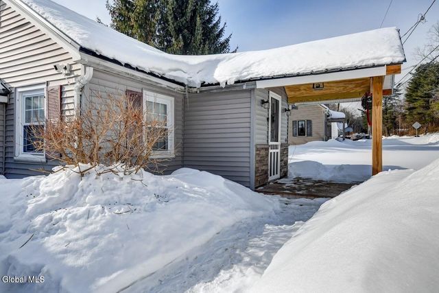 1110 County Highway 122, Johnstown, NY 12078