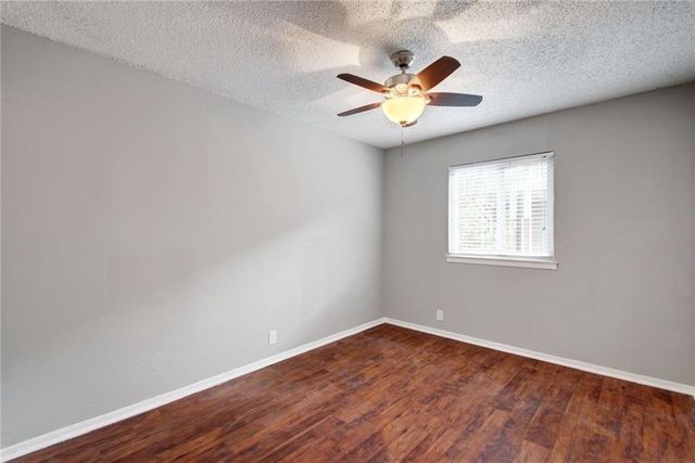 2401 Manor RD 127, Austin, TX 78722