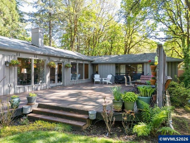 3210 NW Hurleywood Dr, Albany, OR 97321