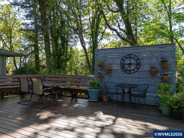 3210 NW Hurleywood Dr, Albany, OR 97321