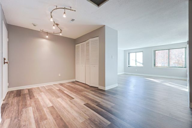 150 Rumford Street 110, Mansfield, MA 02048