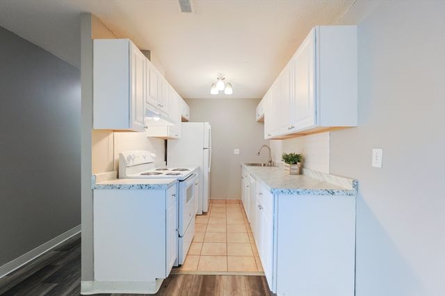 150 Rumford Street 110, Mansfield, MA 02048