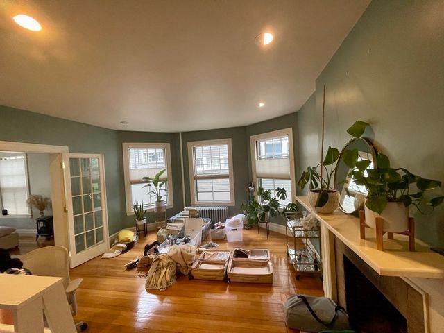 79 Aspinwall 1, Brookline, MA 02445