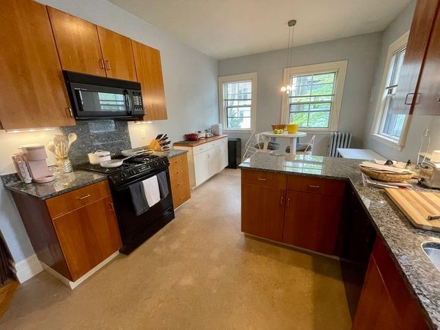 79 Aspinwall 1, Brookline, MA 02445