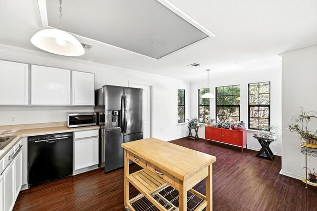 7908 Running Water DR, Austin, TX 78747