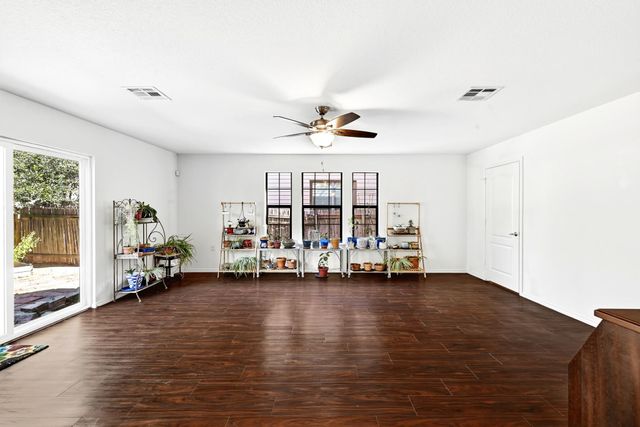 7908 Running Water DR, Austin, TX 78747