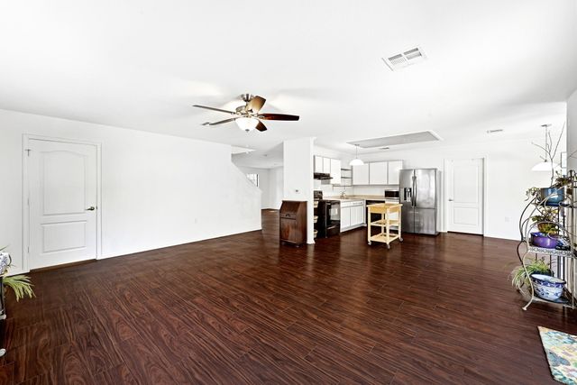 7908 Running Water DR, Austin, TX 78747