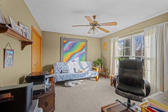 5200 Villa Drive 4, Davenport, IA 52806