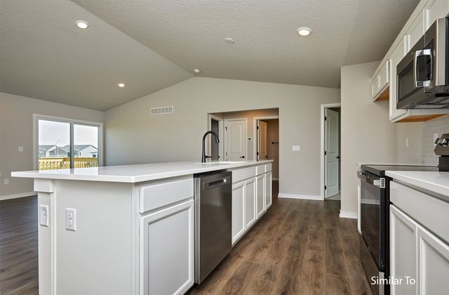 2411 Spruce Street, Granger, IA 50109