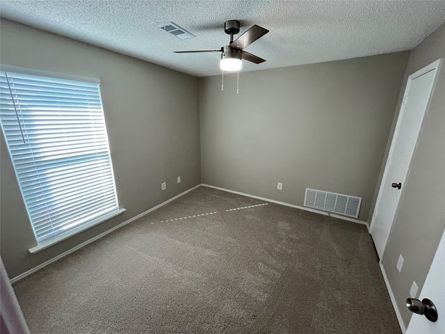 3840 Scarsdale Lane, Dallas, TX 75227