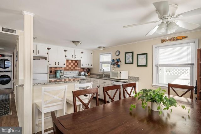 109 E 28TH ST, Long Beach Township, NJ 08008