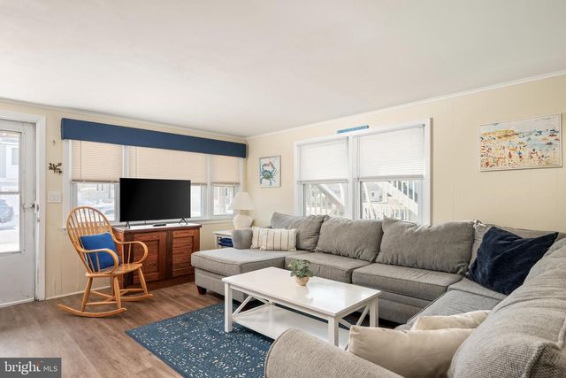 109 E 28TH ST, Long Beach Township, NJ 08008