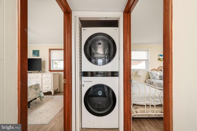 109 E 28TH ST, Long Beach Township, NJ 08008