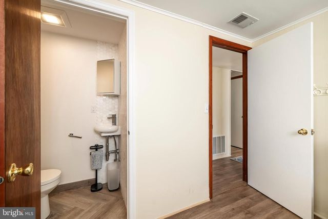 109 E 28TH ST, Long Beach Township, NJ 08008