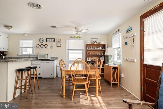 109 E 28TH ST, Long Beach Township, NJ 08008
