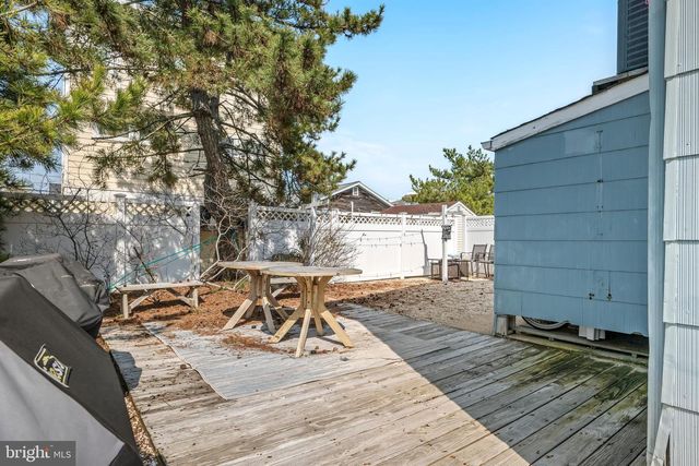 109 E 28TH ST, Long Beach Township, NJ 08008