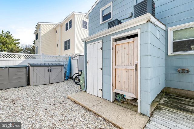 109 E 28TH ST, Long Beach Township, NJ 08008
