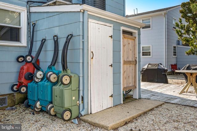 109 E 28TH ST, Long Beach Township, NJ 08008