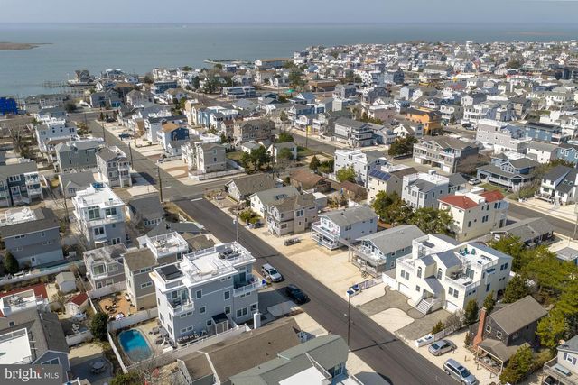 109 E 28TH ST, Long Beach Township, NJ 08008