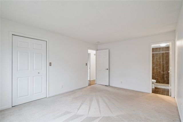 2216 W 8th Street, Cedar Falls, IA 50613