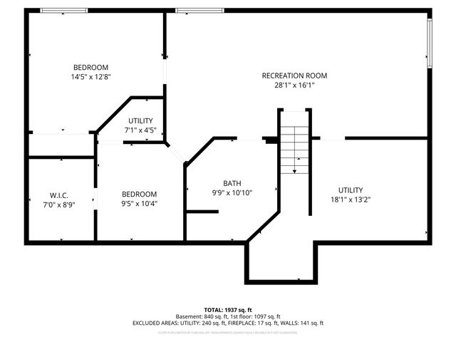 2216 W 8th Street, Cedar Falls, IA 50613