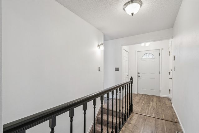 2216 W 8th Street, Cedar Falls, IA 50613