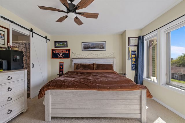 372 Cherokee Dr, Chippewa Twp, PA 15010
