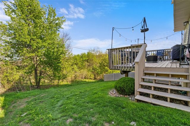372 Cherokee Dr, Chippewa Twp, PA 15010