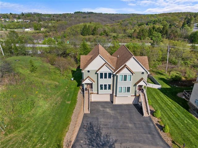372 Cherokee Dr, Chippewa Twp, PA 15010