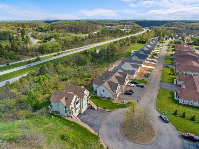 372 Cherokee Dr, Chippewa Twp, PA 15010