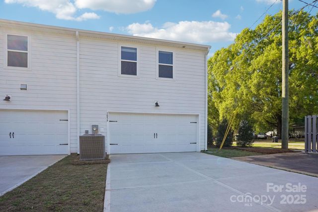 105 Ciara Place A, Mooresville, NC 28117