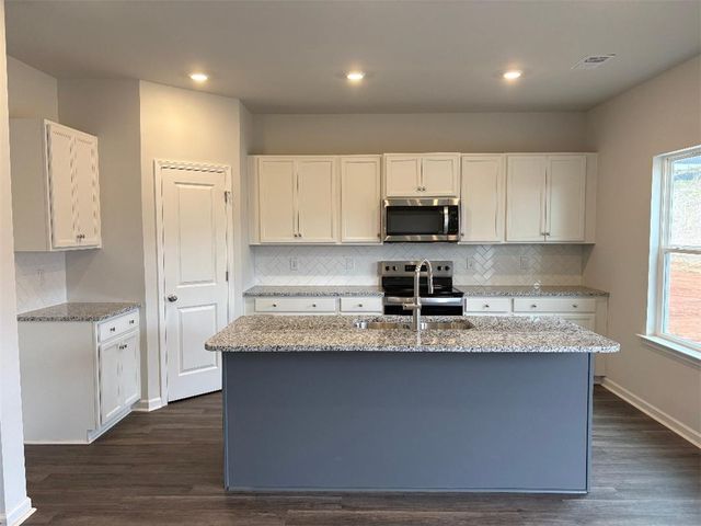 136 Cedar Shoals Court, Easley, SC 29640