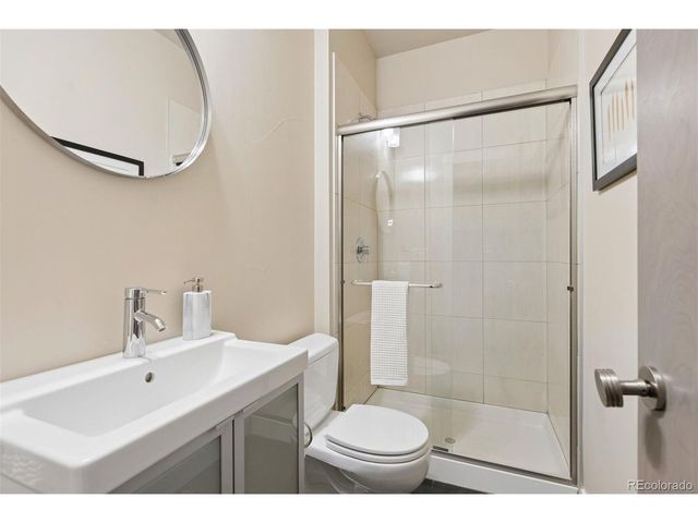 2933 Umatilla St, Denver, CO 80211