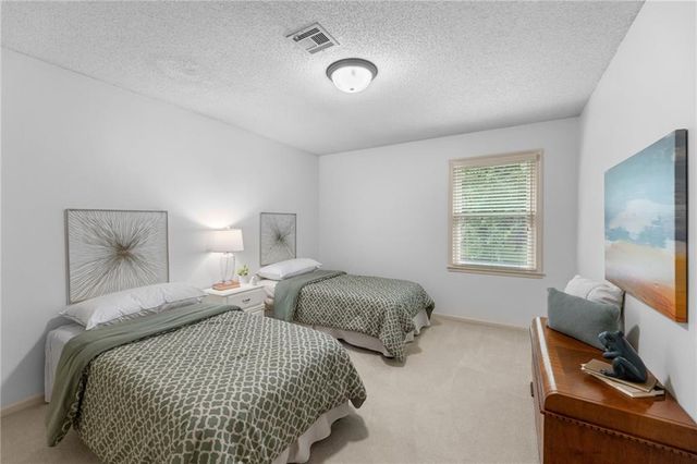 11920 Windsor Drive, Leawood, KS 66209