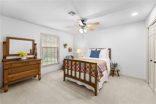 11920 Windsor Drive, Leawood, KS 66209