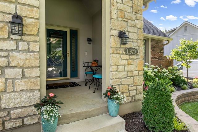 11920 Windsor Drive, Leawood, KS 66209