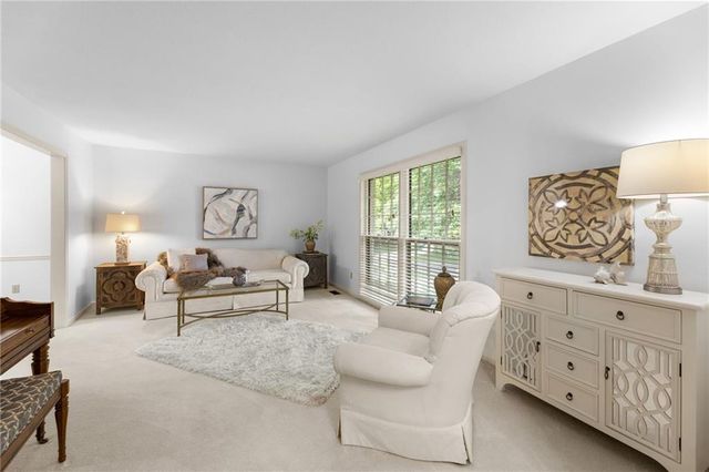 11920 Windsor Drive, Leawood, KS 66209